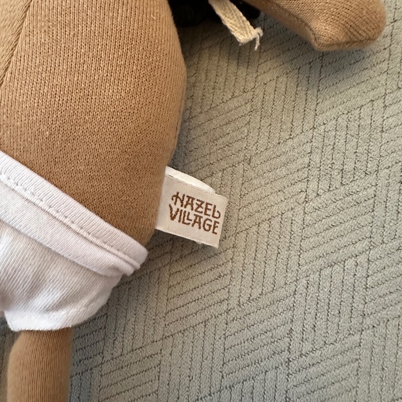 HAZEL VILLAGE Celia Doll + 3 Outfits - Picture 6 of 7